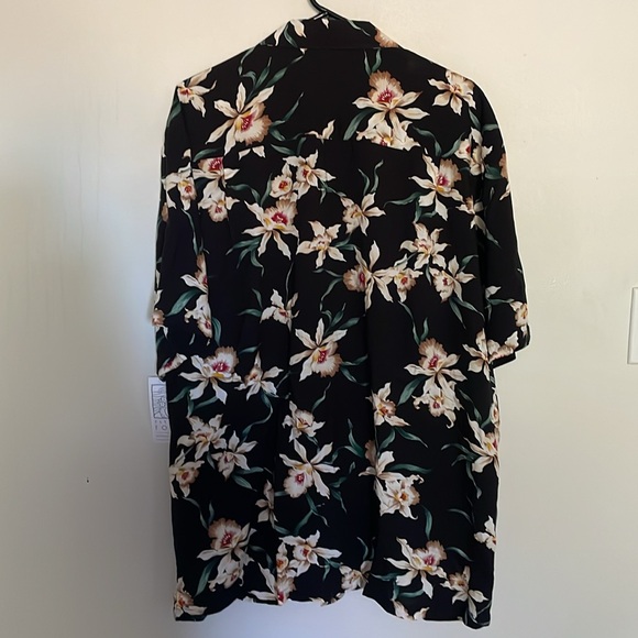 NWT Paradise Found Black Star Orchid Hawaiian Shirt XL - Picture 5 of 5